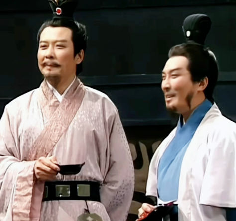 忠臣之魂：刘备死后诸葛亮为何不称帝的深层逻辑