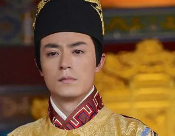 朱祁镇登基后，在军事与外交方面有哪些作为？