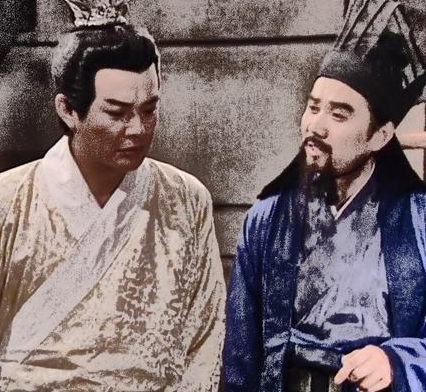 战略之眼与权谋棋局：鲁肃接任周瑜都督位的深层逻辑